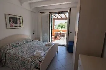 Baia Mazzaforno Apartment Cefalu